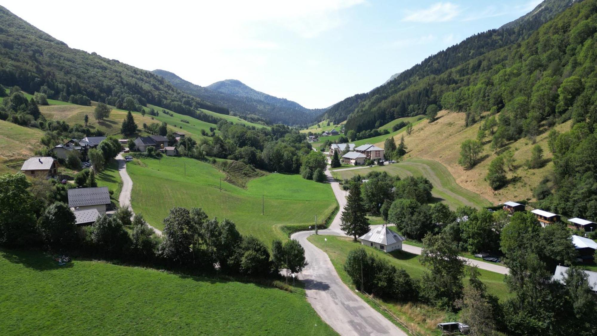 Les Gites D'Aillon Et D'Ailleurs Exterior foto